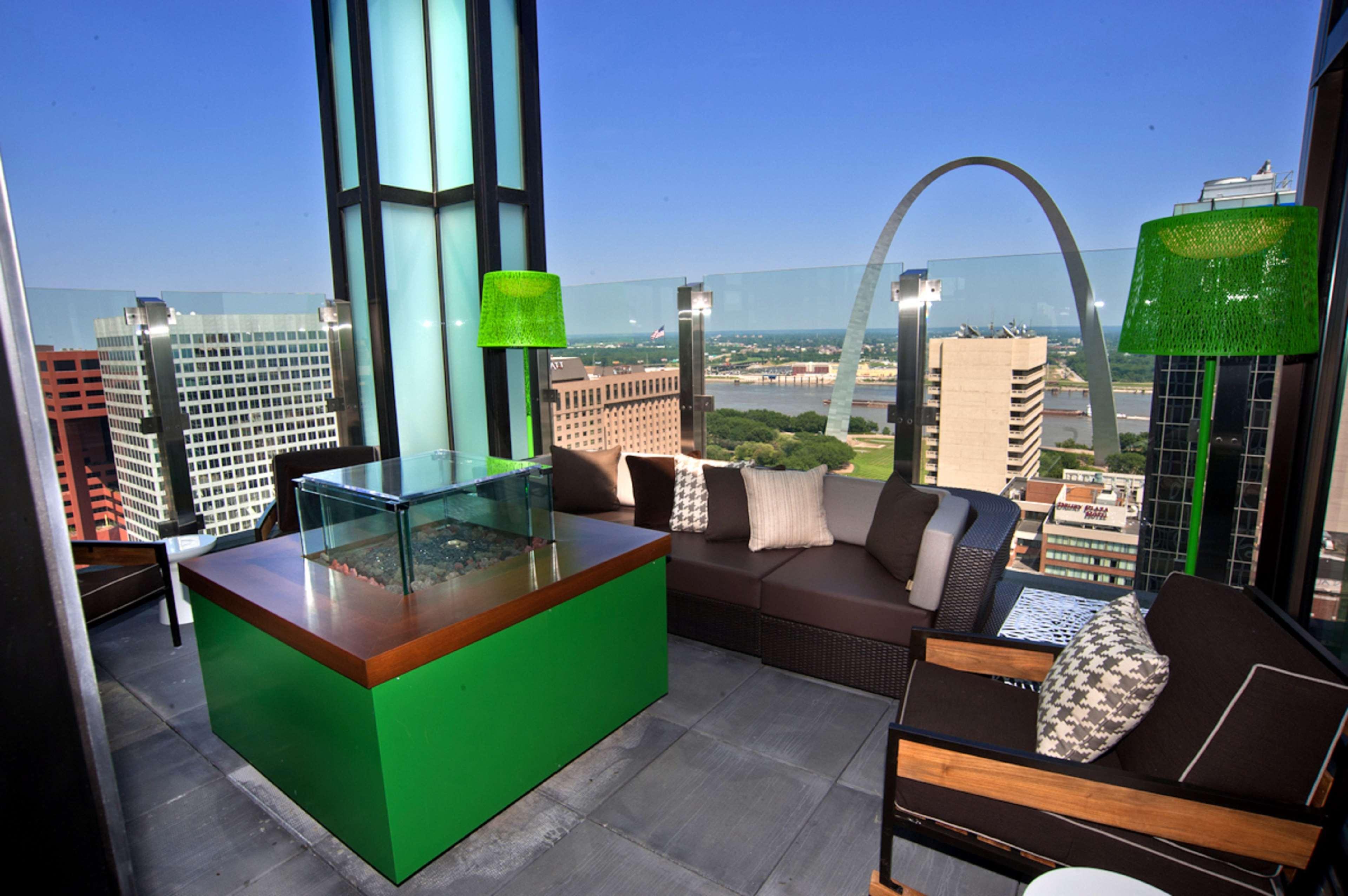 Hilton St. Louis At The Ballpark מראה חיצוני תמונה